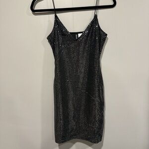 small black h&m dress